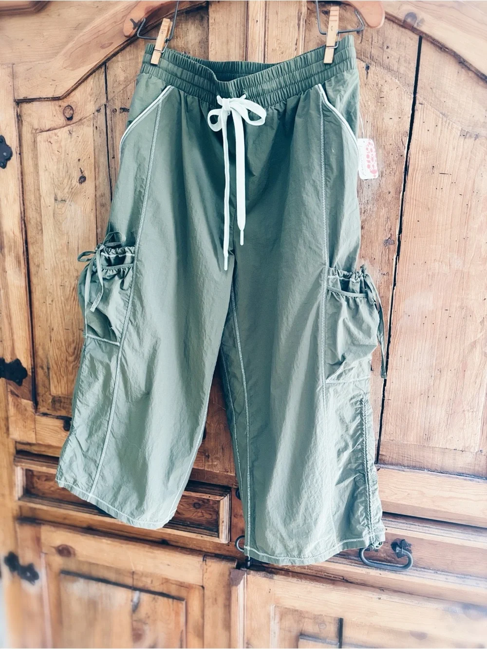 FP Movement Free People Grassroots Pants Seagrass Green Small NWT - Picture 11 of 12
